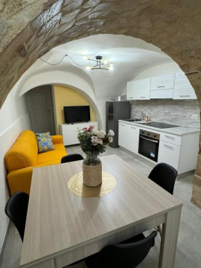Dante Home Catania
